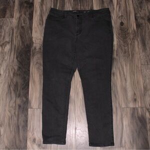 Simply Vera Vera wang Mid Rise Skinny Jeans Women’s size 16W